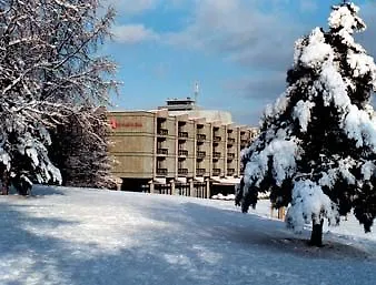 מלון Ramada Nuernberg Parkhotel